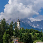 Extreme Sportfotografie und Reisefotografie in Österreich, Slowenien, Kroatien, Ungarn und Italien Die Extreme Sportfotografie bietet dir die Möglichkeit, spektakuläre und dynamische Momente festzuhalten, während du dich inmitten der atemberaubenden Natur Europas bewegst. Länder wie Österreich, Slowenien, Kroatien, Ungarn und Italien bieten eine unvergleichliche Kulisse für actiongeladene Szenen, die dich und deine Betrachter fesseln. Insbesondere die Steiermark in Österreich, mit ihren imposanten Bergen und weiten Tälern, ist ein Paradies für Sportler und Fotografen gleichermaßen. Fotograf Videograf Gleisdorf Graz Content Creator Autor Steiermark Österreich