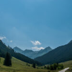 Extreme Sportfotografie und Reisefotografie in Österreich, Slowenien, Kroatien, Ungarn und Italien Die Extreme Sportfotografie bietet dir die Möglichkeit, spektakuläre und dynamische Momente festzuhalten, während du dich inmitten der atemberaubenden Natur Europas bewegst. Länder wie Österreich, Slowenien, Kroatien, Ungarn und Italien bieten eine unvergleichliche Kulisse für actiongeladene Szenen, die dich und deine Betrachter fesseln. Insbesondere die Steiermark in Österreich, mit ihren imposanten Bergen und weiten Tälern, ist ein Paradies für Sportler und Fotografen gleichermaßen. Fotograf Videograf Gleisdorf Graz Content Creator Autor Steiermark Österreich