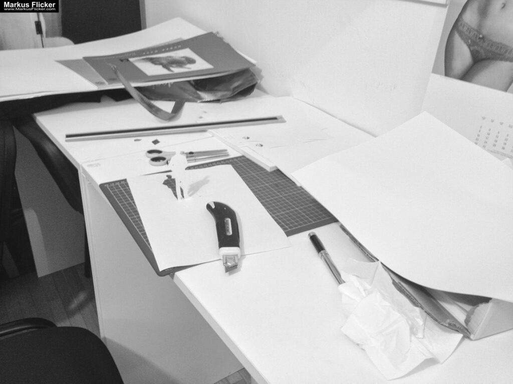 Kreative Fotomotive mit Papier durch das Spiel mit Licht und Schatten