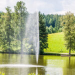 Extreme Sportfotografie und Reisefotografie in Österreich, Slowenien, Kroatien, Ungarn und Italien Die Extreme Sportfotografie bietet dir die Möglichkeit, spektakuläre und dynamische Momente festzuhalten, während du dich inmitten der atemberaubenden Natur Europas bewegst. Länder wie Österreich, Slowenien, Kroatien, Ungarn und Italien bieten eine unvergleichliche Kulisse für actiongeladene Szenen, die dich und deine Betrachter fesseln. Insbesondere die Steiermark in Österreich, mit ihren imposanten Bergen und weiten Tälern, ist ein Paradies für Sportler und Fotografen gleichermaßen. Fotograf Videograf Gleisdorf Graz Content Creator Autor Steiermark Österreich