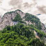 Extreme Sportfotografie und Reisefotografie in Österreich, Slowenien, Kroatien, Ungarn und Italien Die Extreme Sportfotografie bietet dir die Möglichkeit, spektakuläre und dynamische Momente festzuhalten, während du dich inmitten der atemberaubenden Natur Europas bewegst. Länder wie Österreich, Slowenien, Kroatien, Ungarn und Italien bieten eine unvergleichliche Kulisse für actiongeladene Szenen, die dich und deine Betrachter fesseln. Insbesondere die Steiermark in Österreich, mit ihren imposanten Bergen und weiten Tälern, ist ein Paradies für Sportler und Fotografen gleichermaßen. Fotograf Videograf Gleisdorf Graz Content Creator Autor Steiermark Österreich