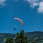 Extreme Sportfotografie und Reisefotografie in Österreich, Slowenien, Kroatien, Ungarn und Italien Die Extreme Sportfotografie bietet dir die Möglichkeit, spektakuläre und dynamische Momente festzuhalten, während du dich inmitten der atemberaubenden Natur Europas bewegst. Länder wie Österreich, Slowenien, Kroatien, Ungarn und Italien bieten eine unvergleichliche Kulisse für actiongeladene Szenen, die dich und deine Betrachter fesseln. Insbesondere die Steiermark in Österreich, mit ihren imposanten Bergen und weiten Tälern, ist ein Paradies für Sportler und Fotografen gleichermaßen. Fotograf Videograf Gleisdorf Graz Content Creator Autor Steiermark Österreich