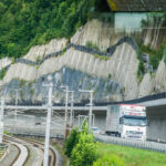 Extreme Sportfotografie und Reisefotografie in Österreich, Slowenien, Kroatien, Ungarn und Italien Die Extreme Sportfotografie bietet dir die Möglichkeit, spektakuläre und dynamische Momente festzuhalten, während du dich inmitten der atemberaubenden Natur Europas bewegst. Länder wie Österreich, Slowenien, Kroatien, Ungarn und Italien bieten eine unvergleichliche Kulisse für actiongeladene Szenen, die dich und deine Betrachter fesseln. Insbesondere die Steiermark in Österreich, mit ihren imposanten Bergen und weiten Tälern, ist ein Paradies für Sportler und Fotografen gleichermaßen. Fotograf Videograf Gleisdorf Graz Content Creator Autor Steiermark Österreich