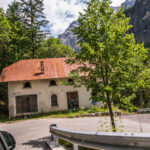 Extreme Sportfotografie und Reisefotografie in Österreich, Slowenien, Kroatien, Ungarn und Italien Die Extreme Sportfotografie bietet dir die Möglichkeit, spektakuläre und dynamische Momente festzuhalten, während du dich inmitten der atemberaubenden Natur Europas bewegst. Länder wie Österreich, Slowenien, Kroatien, Ungarn und Italien bieten eine unvergleichliche Kulisse für actiongeladene Szenen, die dich und deine Betrachter fesseln. Insbesondere die Steiermark in Österreich, mit ihren imposanten Bergen und weiten Tälern, ist ein Paradies für Sportler und Fotografen gleichermaßen. Fotograf Videograf Gleisdorf Graz Content Creator Autor Steiermark Österreich