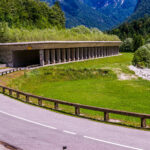 Extreme Sportfotografie und Reisefotografie in Österreich, Slowenien, Kroatien, Ungarn und Italien Die Extreme Sportfotografie bietet dir die Möglichkeit, spektakuläre und dynamische Momente festzuhalten, während du dich inmitten der atemberaubenden Natur Europas bewegst. Länder wie Österreich, Slowenien, Kroatien, Ungarn und Italien bieten eine unvergleichliche Kulisse für actiongeladene Szenen, die dich und deine Betrachter fesseln. Insbesondere die Steiermark in Österreich, mit ihren imposanten Bergen und weiten Tälern, ist ein Paradies für Sportler und Fotografen gleichermaßen. Fotograf Videograf Gleisdorf Graz Content Creator Autor Steiermark Österreich