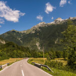 Extreme Sportfotografie und Reisefotografie in Österreich, Slowenien, Kroatien, Ungarn und Italien Die Extreme Sportfotografie bietet dir die Möglichkeit, spektakuläre und dynamische Momente festzuhalten, während du dich inmitten der atemberaubenden Natur Europas bewegst. Länder wie Österreich, Slowenien, Kroatien, Ungarn und Italien bieten eine unvergleichliche Kulisse für actiongeladene Szenen, die dich und deine Betrachter fesseln. Insbesondere die Steiermark in Österreich, mit ihren imposanten Bergen und weiten Tälern, ist ein Paradies für Sportler und Fotografen gleichermaßen. Fotograf Videograf Gleisdorf Graz Content Creator Autor Steiermark Österreich
