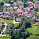 Extreme Sportfotografie und Reisefotografie in Österreich, Slowenien, Kroatien, Ungarn und Italien Die Extreme Sportfotografie bietet dir die Möglichkeit, spektakuläre und dynamische Momente festzuhalten, während du dich inmitten der atemberaubenden Natur Europas bewegst. Länder wie Österreich, Slowenien, Kroatien, Ungarn und Italien bieten eine unvergleichliche Kulisse für actiongeladene Szenen, die dich und deine Betrachter fesseln. Insbesondere die Steiermark in Österreich, mit ihren imposanten Bergen und weiten Tälern, ist ein Paradies für Sportler und Fotografen gleichermaßen. Fotograf Videograf Gleisdorf Graz Content Creator Autor Steiermark Österreich