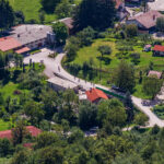 Extreme Sportfotografie und Reisefotografie in Österreich, Slowenien, Kroatien, Ungarn und Italien Die Extreme Sportfotografie bietet dir die Möglichkeit, spektakuläre und dynamische Momente festzuhalten, während du dich inmitten der atemberaubenden Natur Europas bewegst. Länder wie Österreich, Slowenien, Kroatien, Ungarn und Italien bieten eine unvergleichliche Kulisse für actiongeladene Szenen, die dich und deine Betrachter fesseln. Insbesondere die Steiermark in Österreich, mit ihren imposanten Bergen und weiten Tälern, ist ein Paradies für Sportler und Fotografen gleichermaßen. Fotograf Videograf Gleisdorf Graz Content Creator Autor Steiermark Österreich