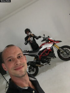 Motorrad Ducati Hypermotard 939 SP Bike Fotoshooting im Fotostudio