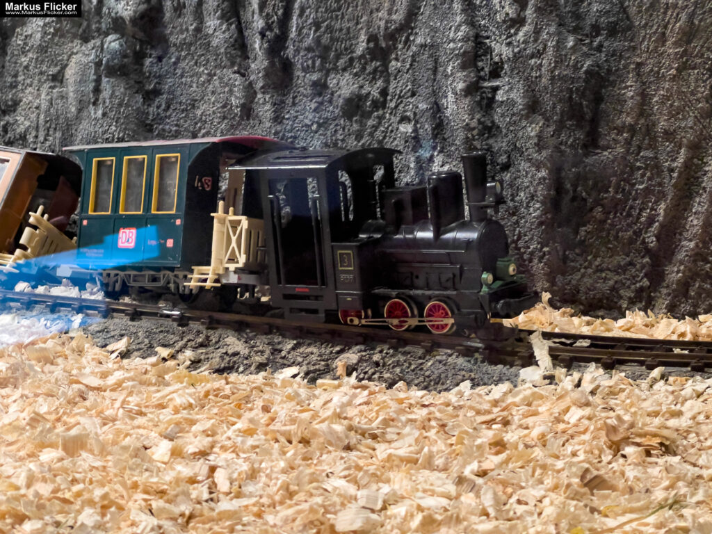 MYSZOGRÓD ZAKOPANE Skurrile Attraktion mit einer von lebenden Mäusen bevölkerten Miniaturlandschaft mit Häusern, Dörfern, Eisenbahnstrecke & Skigebiet