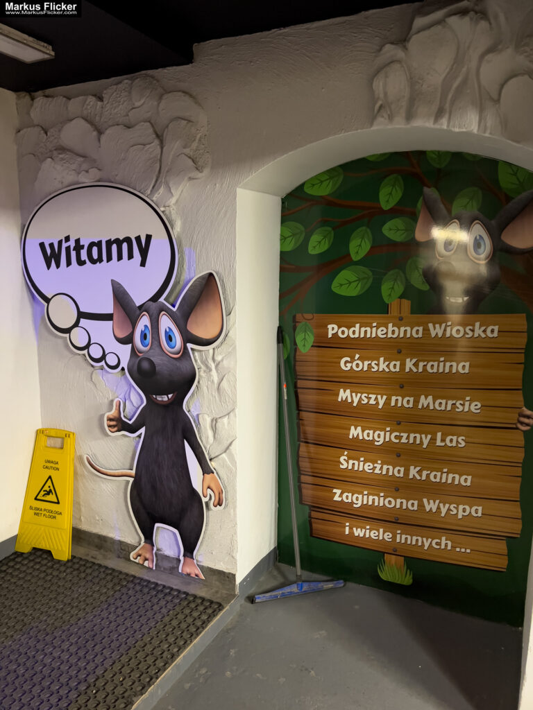 MYSZOGRÓD ZAKOPANE Skurrile Attraktion mit einer von lebenden Mäusen bevölkerten Miniaturlandschaft mit Häusern, Dörfern, Eisenbahnstrecke & Skigebiet