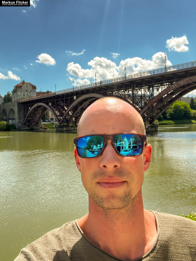 Markus Flicker Fotograf Videograf Contentcreator Autor Fotografie Videografie Graz Österreich Werbung Bildbearbeitung Workshops Reiseblog Steiermark Visuelle Lösungen für Ihr Unternehmen finden und erstellen Gegründet 2012 Werbeagentur Marketingagentur