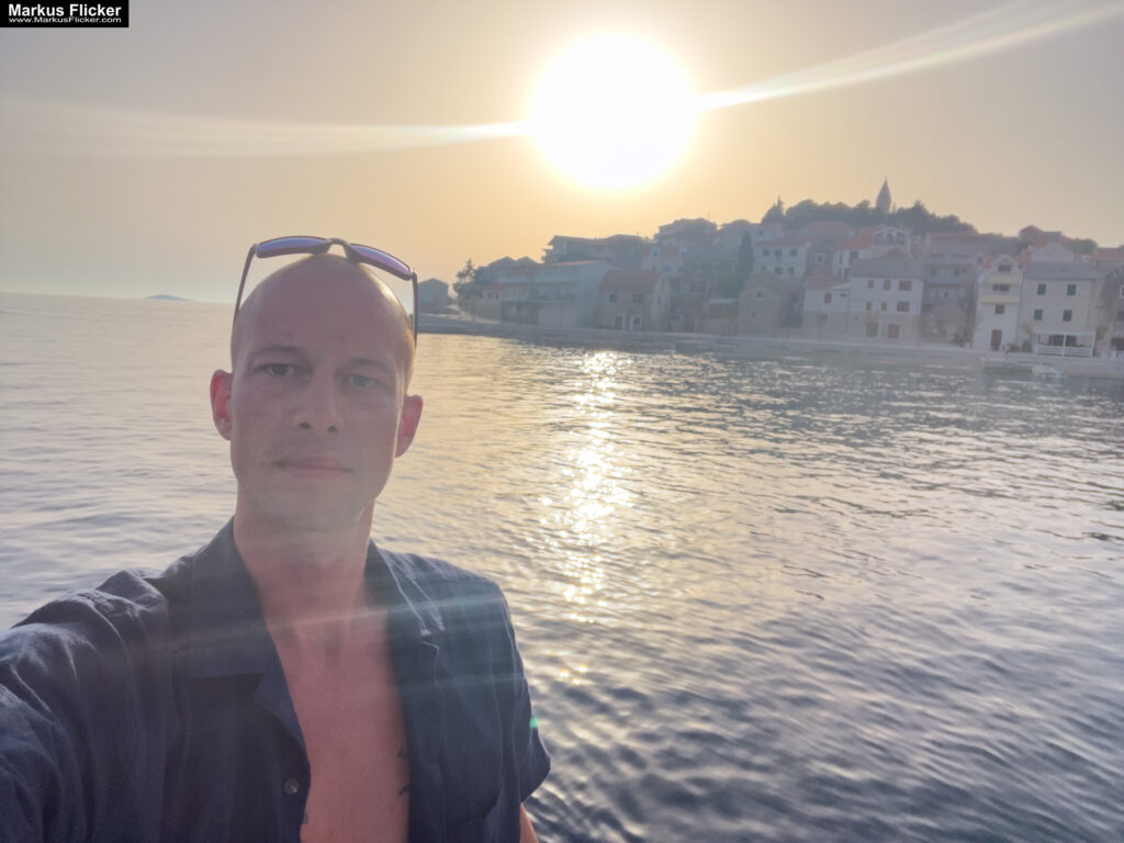 Markus Flicker Fotograf Videograf Contentcreator Autor Fotografie Videografie Graz Österreich Werbung Bildbearbeitung Workshops Reiseblog Steiermark Visuelle Lösungen für Ihr Unternehmen finden und erstellen Gegründet 2012 Werbeagentur Marketingagentur