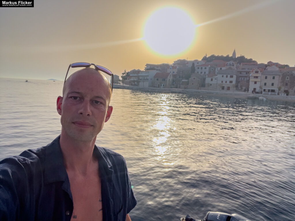 Markus Flicker Fotograf Videograf Contentcreator Autor Fotografie Videografie Graz Österreich Werbung Bildbearbeitung Workshops Reiseblog Steiermark Visuelle Lösungen für Ihr Unternehmen finden und erstellen Gegründet 2012 Werbeagentur Marketingagentur