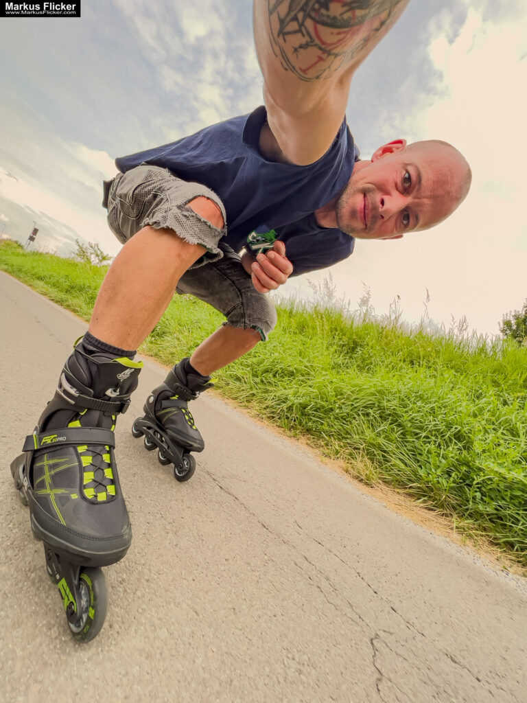 Reisefotografie und Reisevideos mit dem Smartphone. Tipps für deine Erinnerungen auf Reisen. Fotografieren und Filmen mit dem Smartphone: Bessere Fotos und Videos mit dem Handy für Freizeit, Hobby und Business Reisefotografie und Reisevideos mit dem Smartphone. Tipps für deine Erinnerungen auf Reisen. Fotografieren und Filmen mit dem Smartphone: Bessere Fotos und Videos mit dem Handy für Freizeit, Hobby und Business