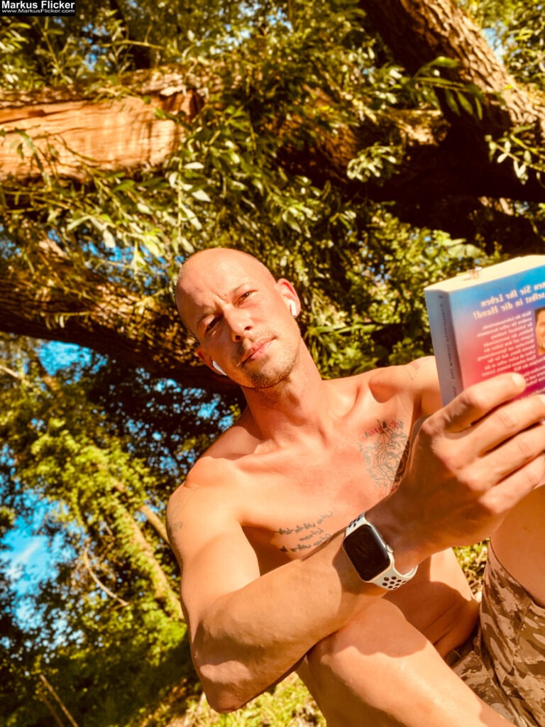 Markus Flicker Fotograf Videograf Contentcreator Autor Fotografie Videografie Graz Österreich Werbung Bildbearbeitung Workshops Reiseblog Steiermark Visuelle Lösungen für Ihr Unternehmen finden und erstellen Gegründet 2012 Werbeagentur Marketingagentur