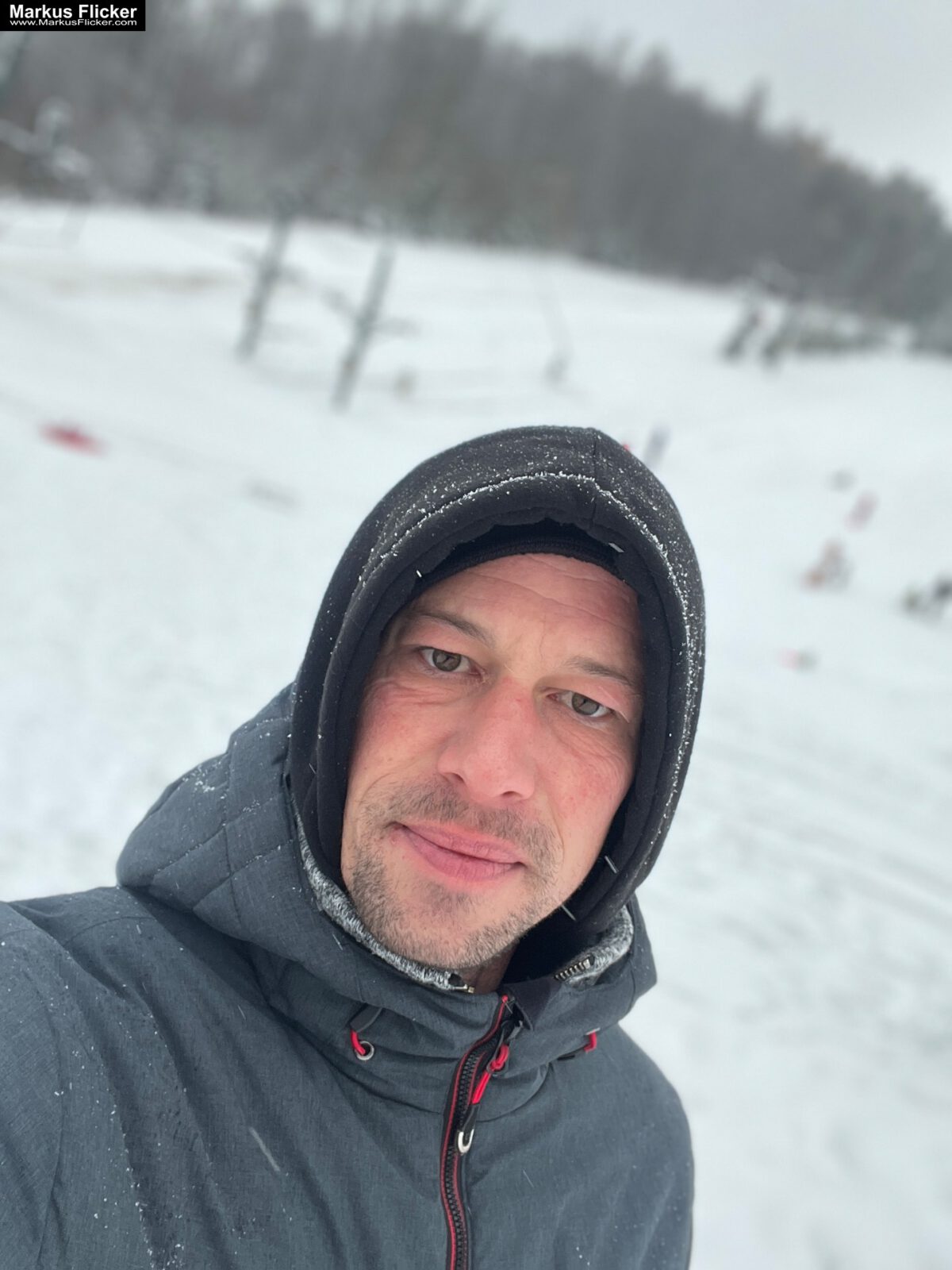 Markus Flicker Fotograf Videograf Contentcreator Autor Fotografie Videografie Graz Österreich Werbung Bildbearbeitung Workshops Reiseblog Steiermark Visuelle Lösungen für Ihr Unternehmen finden und erstellen Gegründet 2012 Werbeagentur Marketingagentur