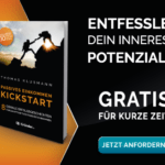 Kickstart Passives Einkommen – 8 geniale Erfolgsgeschichten für ein attraktives Passives Einkommen. So baust du ein attraktives Nebeneinkommen auf. Leg deinen Kickstart mit Passivem Einkommen hin. Jetzt Passives Einkommen aufbauen. Erfolgs-Buch für Passives Einkommen