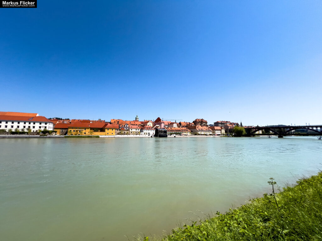 Maribor Marburg an der Drau Drava in Slowenien Roadtrip Städtereise #ifeelsLOVEnia #visitmaribor