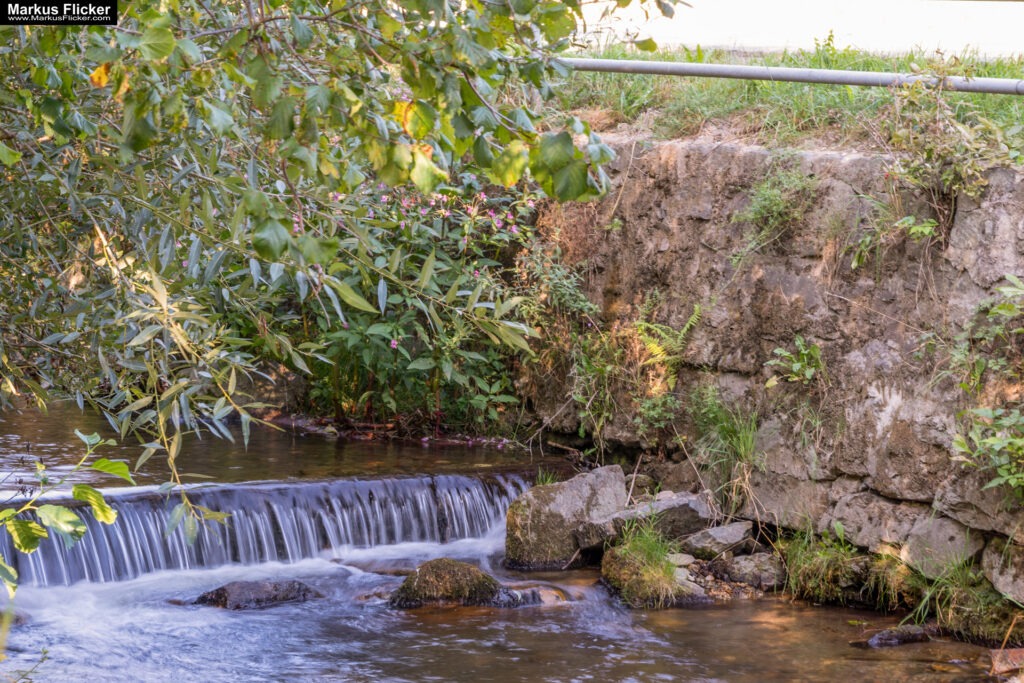 Langzeitbelichtung von Wasser an Flüssen und Bächen mit Kamera und Smartphone inkl. 37 Tipps für Langzeitbelichtung von Wasser Langzeitbelichtung von Wasser an Flüssen und Bächen mit Kamera und Smartphone