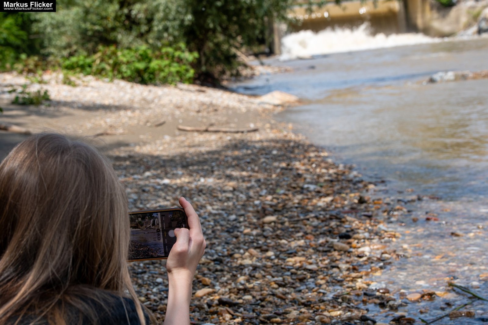 Fotografieren und Filmen mit Kindern und Jugendlichen mit dem Handy. Spielerisch die Natur erkunden und kreativ gestalten mit dem Smartphone.