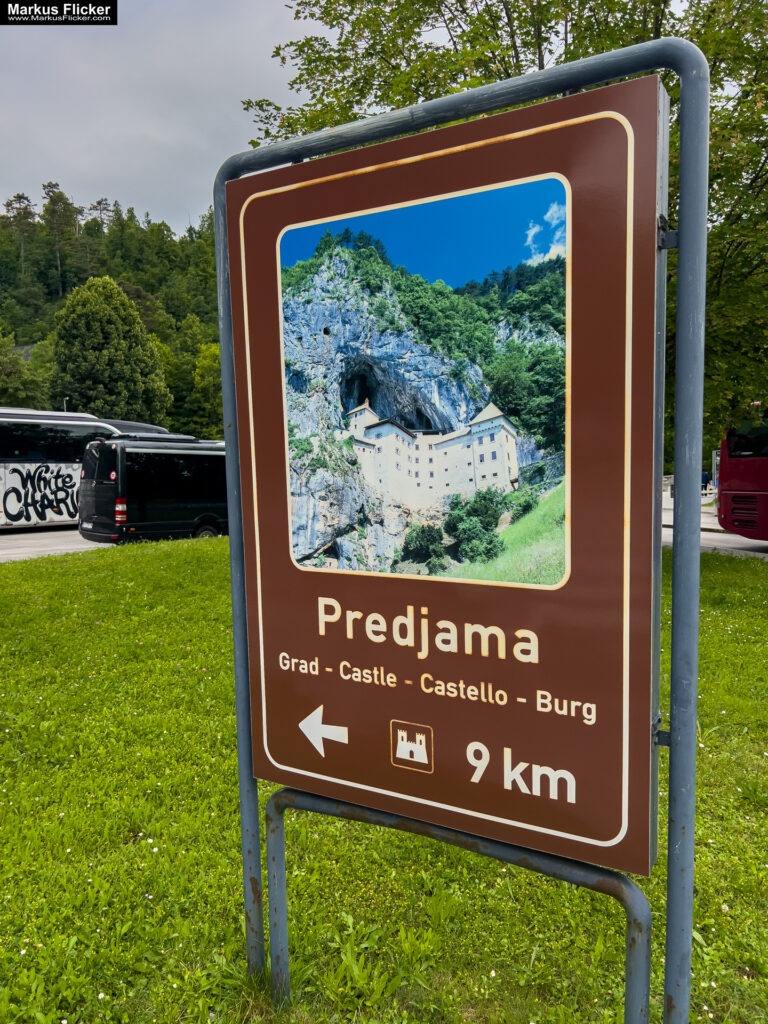 Park Postojna Jama. Höhlen von Postojna in Slowenien #visitslovenia