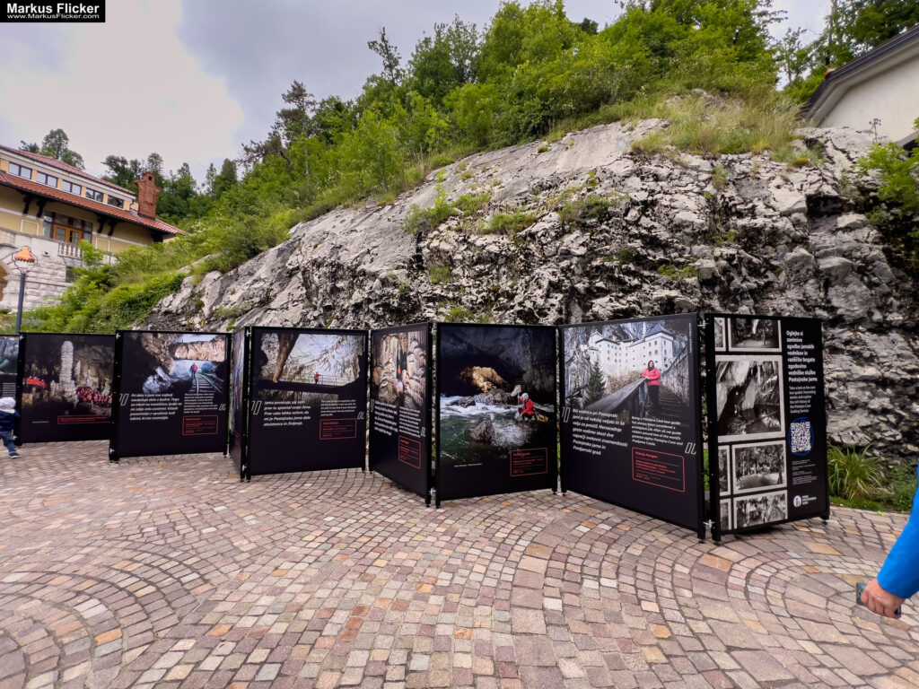Park Postojna Jama. Höhlen von Postojna in Slowenien #visitslovenia