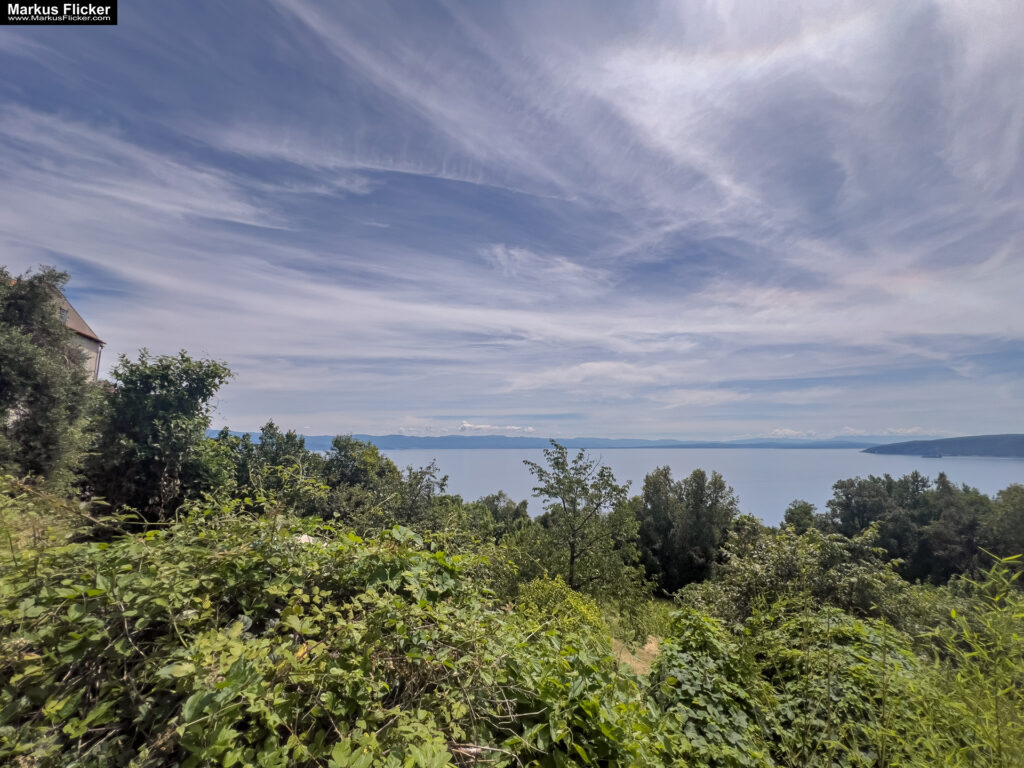 Župa Mošćenice Primorje-Gorski Kotar Kroatien Istrien. Roadtrip in Europa. Reisen mit dem Auto innerhalb der EU. Citytrips, Camping, Landschaft, Rundfahrt mit dem PKW, romantische Städte und Urlaubsinspiration