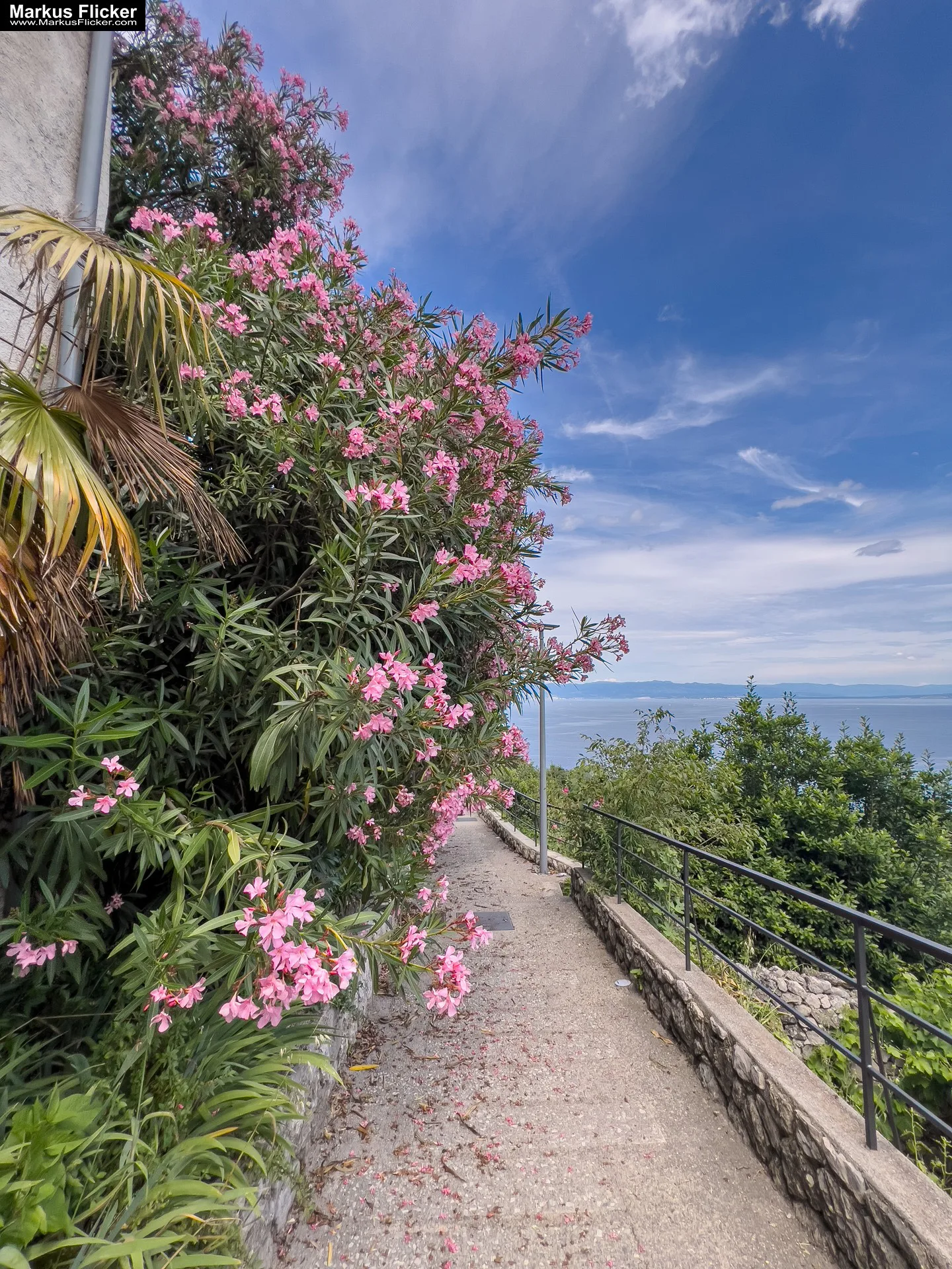 Mehr über den Artikel erfahren Župa Mošćenice Primorje-Gorski Kotar Kroatien Istrien. Roadtrip in Europa. Reisen mit dem Auto innerhalb der EU. Citytrips, Camping, Landschaft, Rundfahrt mit dem PKW, romantische Städte und Urlaubsinspiration