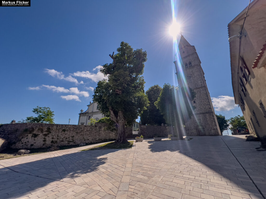 Gračišće Gallignana Kroatien Istrien Roadtrip in Europa. Reisen mit dem Auto innerhalb der EU. Citytrips, Camping, Landschaft, Rundfahrt mit dem PKW, romantische Städte und Urlaubsinspiration Gračišće Gallignana Kroatien Istrien