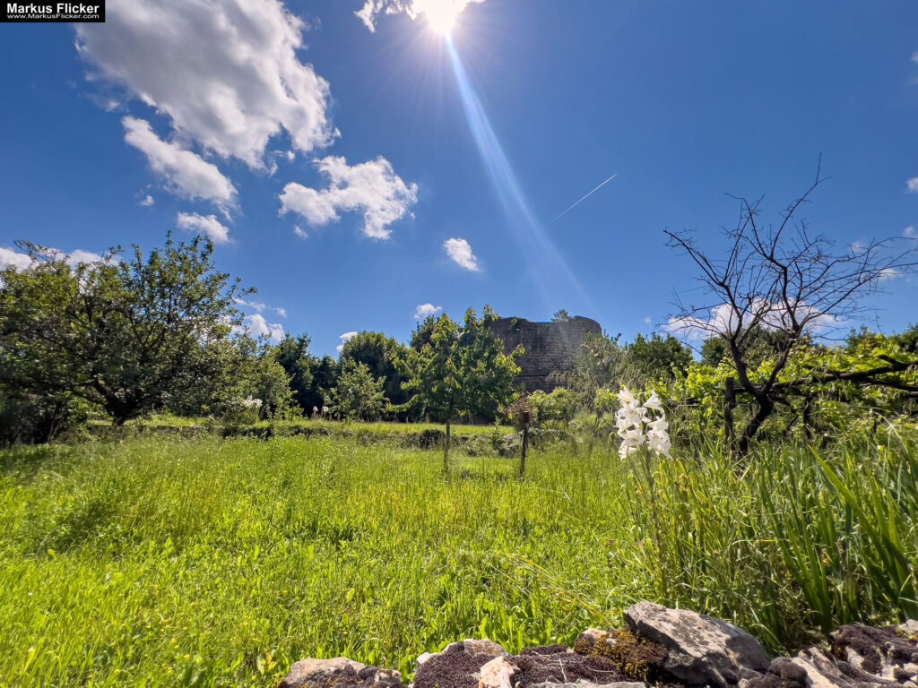 Gračišće Gallignana Kroatien Istrien Roadtrip in Europa. Reisen mit dem Auto innerhalb der EU. Citytrips, Camping, Landschaft, Rundfahrt mit dem PKW, romantische Städte und Urlaubsinspiration Gračišće Gallignana Kroatien Istrien