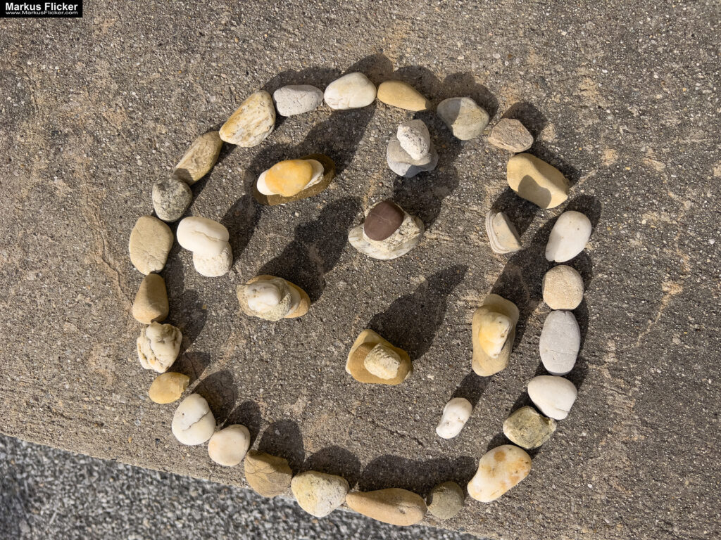 Bau dir was Schönes! Was nicht passt, wird passend gemacht. Fotomotive erstellen statt suchen mit Spiegelreflex oder Smartphone. Fotografieren und Filmen mit dem Smartphone: Bessere Fotos und Videos mit dem Handy für Freizeit, Hobby und Business