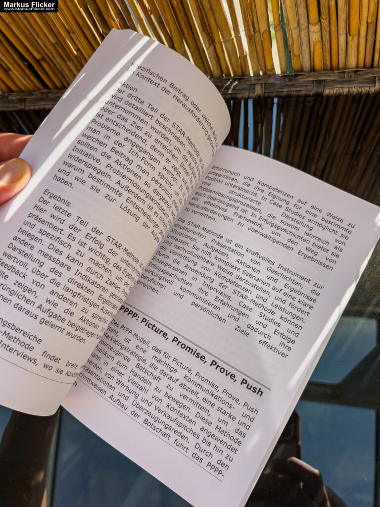 Das Copywriting Buch. Die Kunst der Wortgewandtheit und Überzeugung mit deinem Werbetext für Blog, Webseite, Social Media, E-Mail, SEO, ... inkl. Formeln. Buch von Markus Flicker