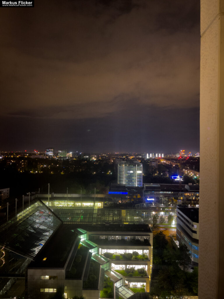 Roadtrip nach München inkl. Four Points by Sheraton Munich Arabellapark. Roadtrip in Europa. Reisen mit dem Auto innerhalb der EU. Citytrips, Camping, Landschaft, Rundfahrt mit dem PKW, romantische Städte und Urlaubsinspiration.