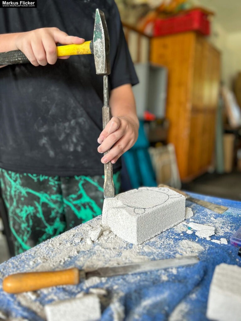 3 Tage Kreativ Comic, Acryl, Skulpturen aus Ytong und Draht, Specksteintiere und Handyfotografie Kinder Kunstprogramm Malwerkstatt Martina Brandl Steiermark Österreich