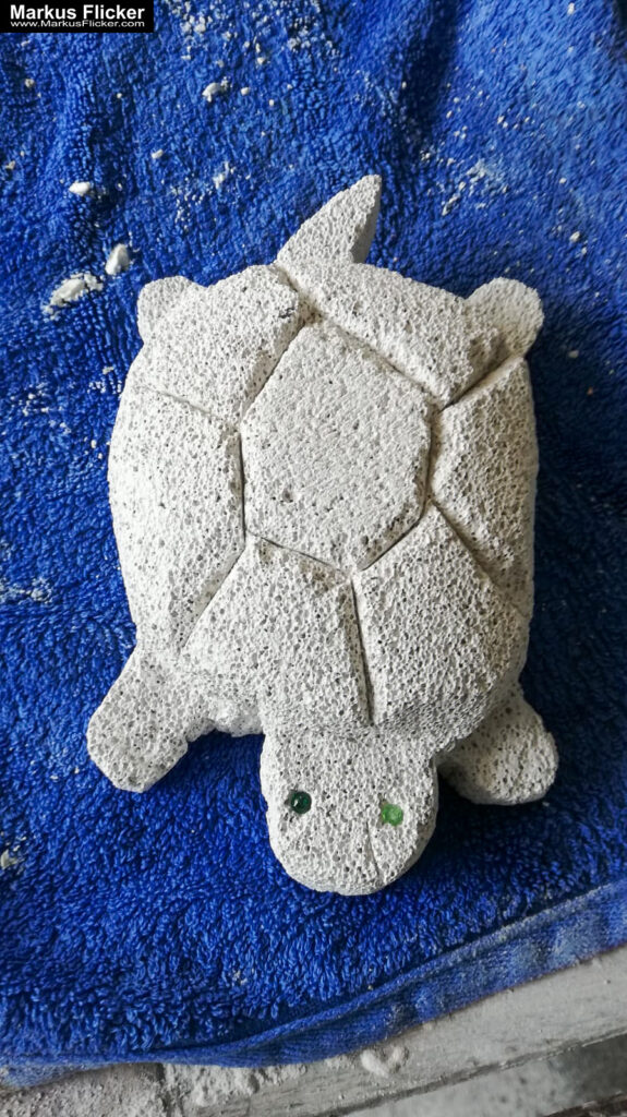 Kreativ Comic, Acryl, Skulpturen aus Ytong und Draht, Specksteintiere und Handyfotografie Kinder Workshop Kunstprogramm Malwerkstatt Martina Brandl Steiermark Österreich