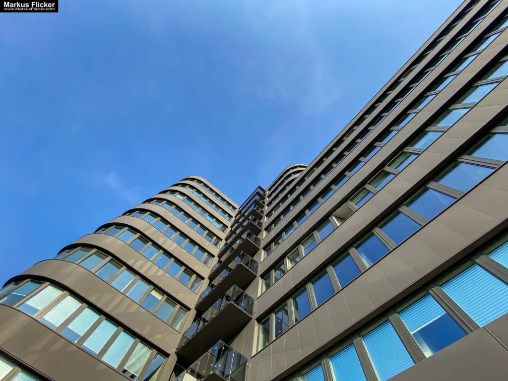 Entdecke die Kreativität: Wie man mit Weitwinkel-Objektiven und Smartphones beeindruckende Fotos und Videos aufnimmt. Kreative Fotografie, Videos und Bildideen mit dem Smartphone. Fotografieren und Filmen mit dem Smartphone: Bessere Fotos und Videos mit dem Handy für Freizeit, Hobby und Business