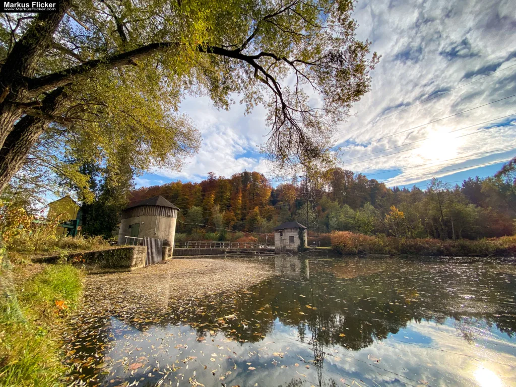 Entdecke die Kreativität: Wie man mit Weitwinkel-Objektiven und Smartphones beeindruckende Fotos und Videos aufnimmt. Kreative Fotografie, Videos und Bildideen mit dem Smartphone. Fotografieren und Filmen mit dem Smartphone: Bessere Fotos und Videos mit dem Handy für Freizeit, Hobby und Business