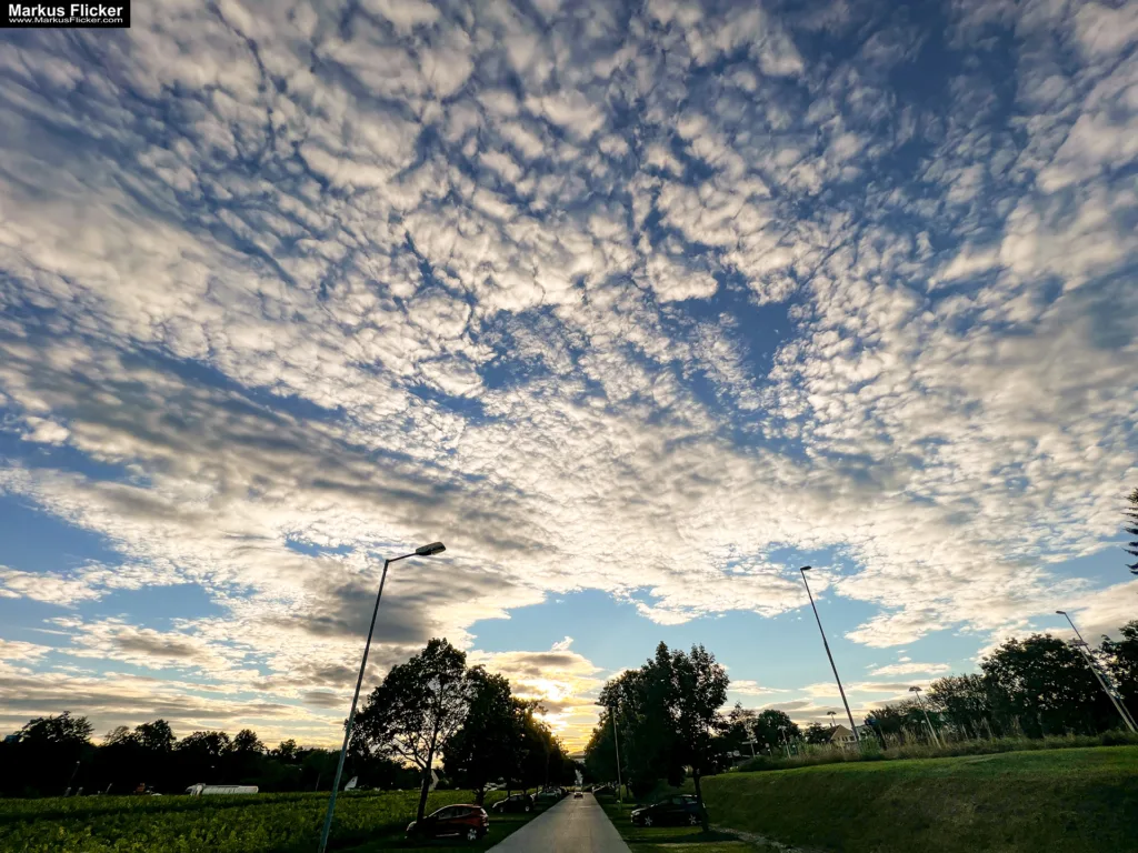 Entdecke die Kreativität: Wie man mit Weitwinkel-Objektiven und Smartphones beeindruckende Fotos und Videos aufnimmt. Kreative Fotografie, Videos und Bildideen mit dem Smartphone. Fotografieren und Filmen mit dem Smartphone: Bessere Fotos und Videos mit dem Handy für Freizeit, Hobby und Business