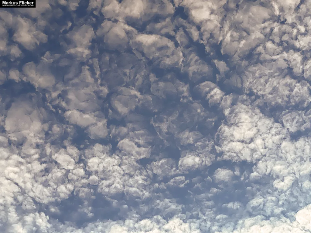 Entdecke die Kreativität: Wie man mit Weitwinkel-Objektiven und Smartphones beeindruckende Fotos und Videos aufnimmt. Kreative Fotografie, Videos und Bildideen mit dem Smartphone. Fotografieren und Filmen mit dem Smartphone: Bessere Fotos und Videos mit dem Handy für Freizeit, Hobby und Business