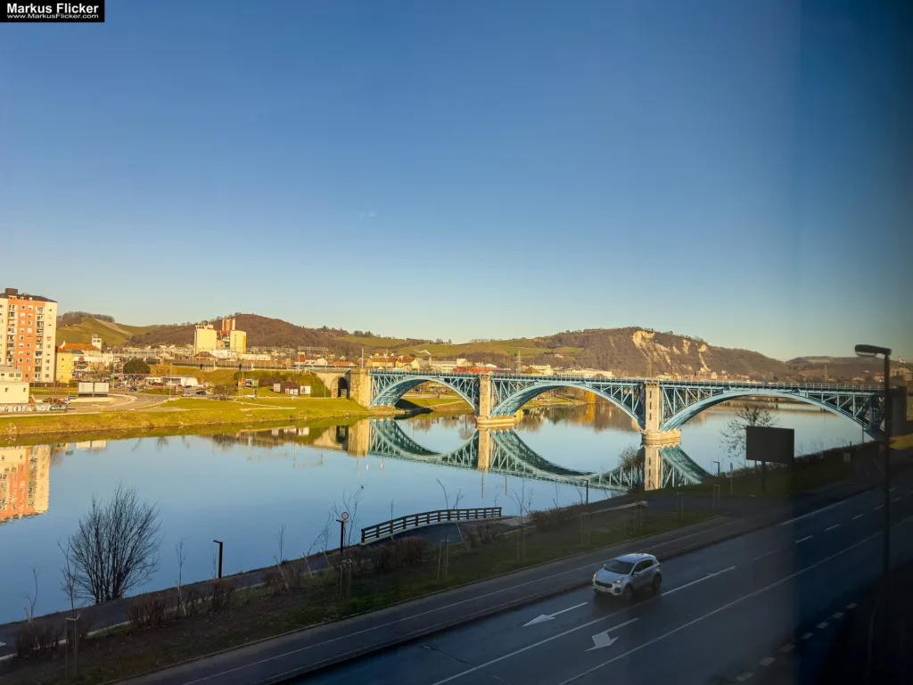 Magisches Maribor Weihnachtsmarkt Winterwunderland Advent im Winter Čarobni Maribor Riesenrad