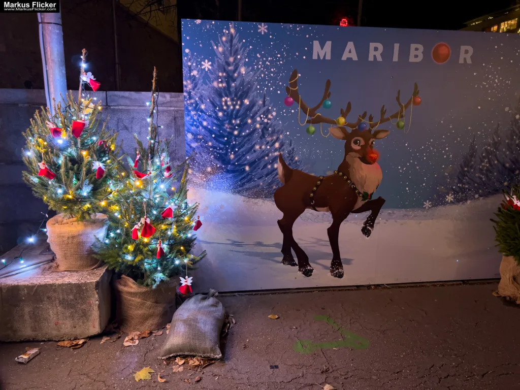 Magisches Maribor Weihnachtsmarkt Winterwunderland Advent im Winter Čarobni Maribor Riesenrad