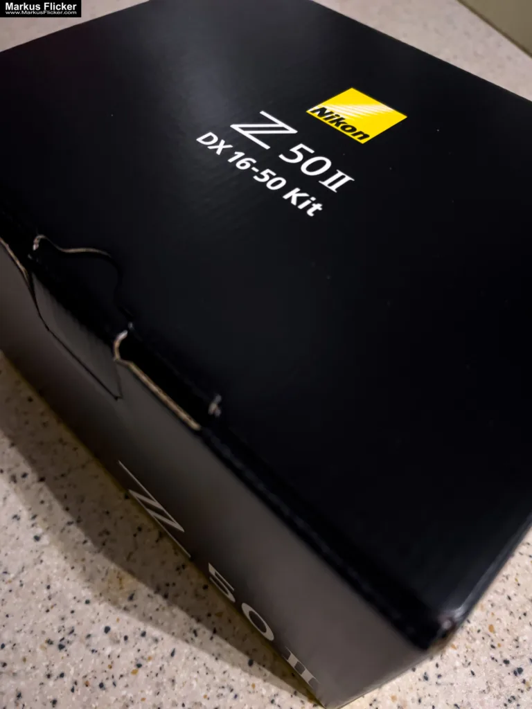 Nikon Z50II Kit 16-50 DX | Ideal für Fotos, Filme, Vlogs und Live Streaming (20.9 MP, 4k Video, Picture Control + kostenloser Nikon Imaging Cloud) & Kit Z50II + 16–50 mm VR + 50–250 mm VRt & Kit Z50II + 18–140 mm VR #nikondach