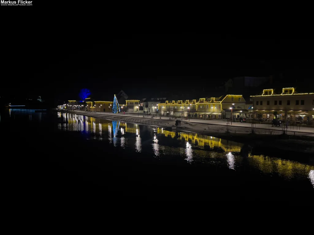 Magisches Maribor Weihnachtsmarkt Winterwunderland Advent im Winter Čarobni Maribor Riesenrad