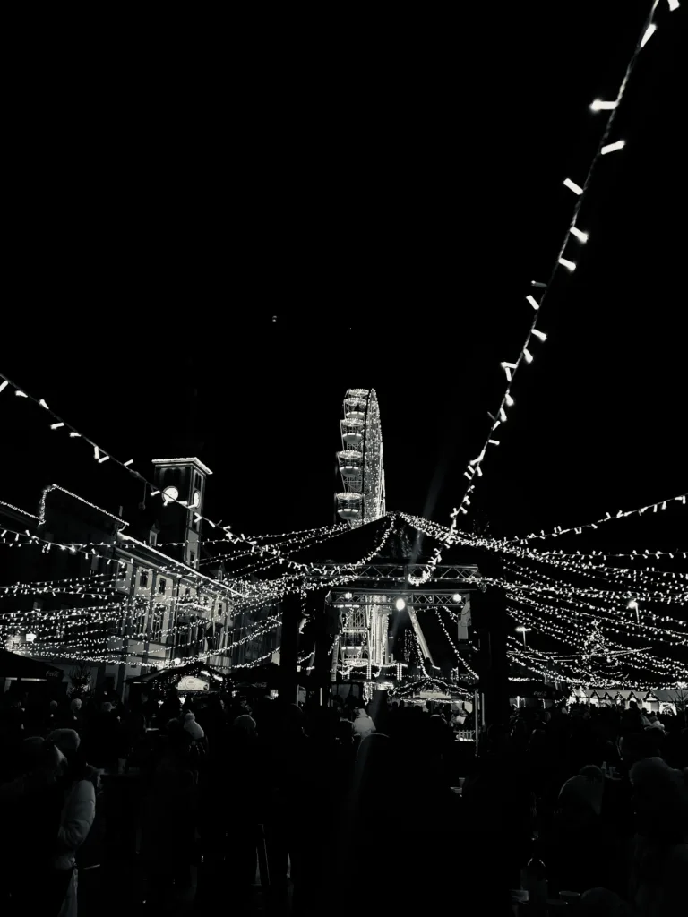 Magisches Maribor Weihnachtsmarkt Winterwunderland Advent im Winter Čarobni Maribor Riesenrad