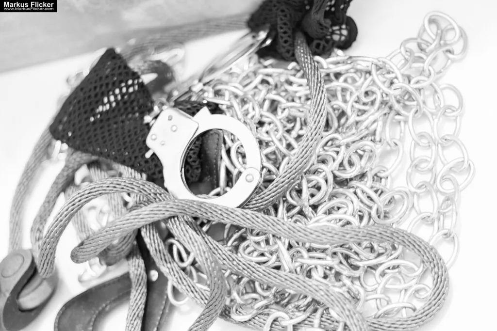 Klebeband auf Model Die Beklebung Videotutorial #TapeTheModelPhotography YouTube Video