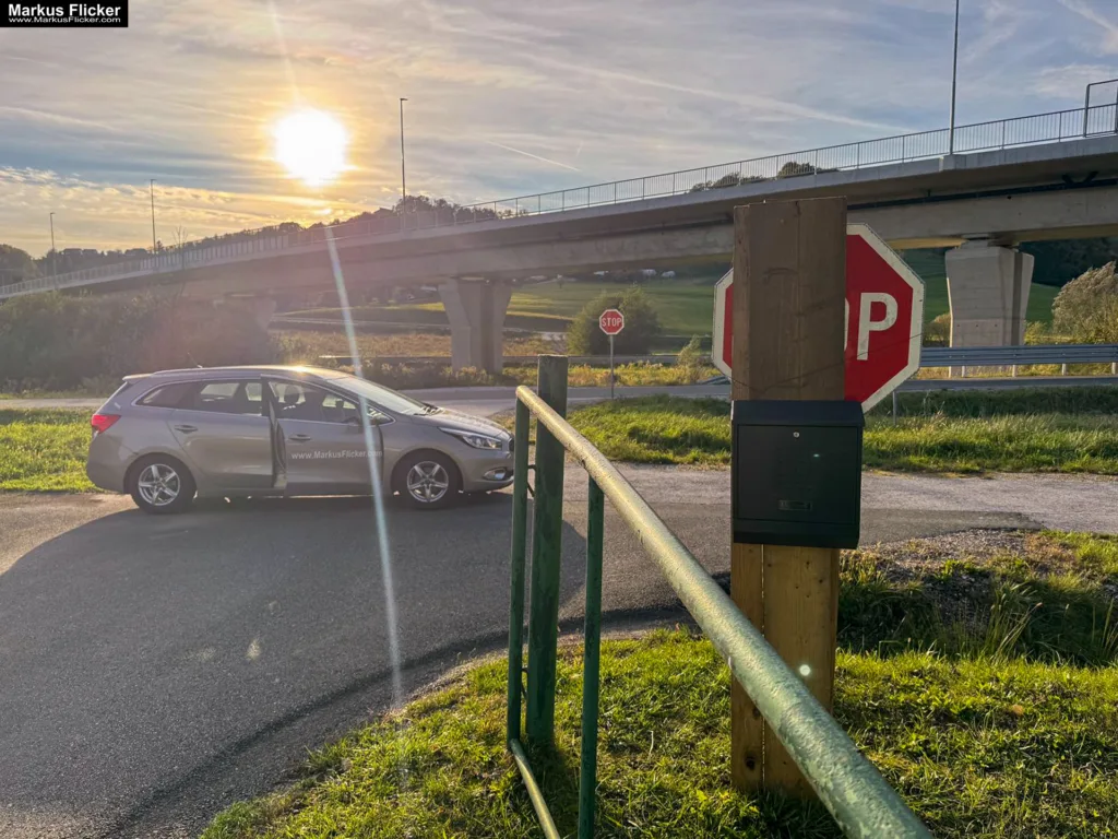Streetphotography lustige Straßenschilder. Spaß in der Stadt mit dem Smartphone inkl. 37 Fototipps und Bildideen. Fotografieren und Filmen mit dem Smartphone: Bessere Fotos und Videos mit dem Handy für Freizeit, Hobby und Business
