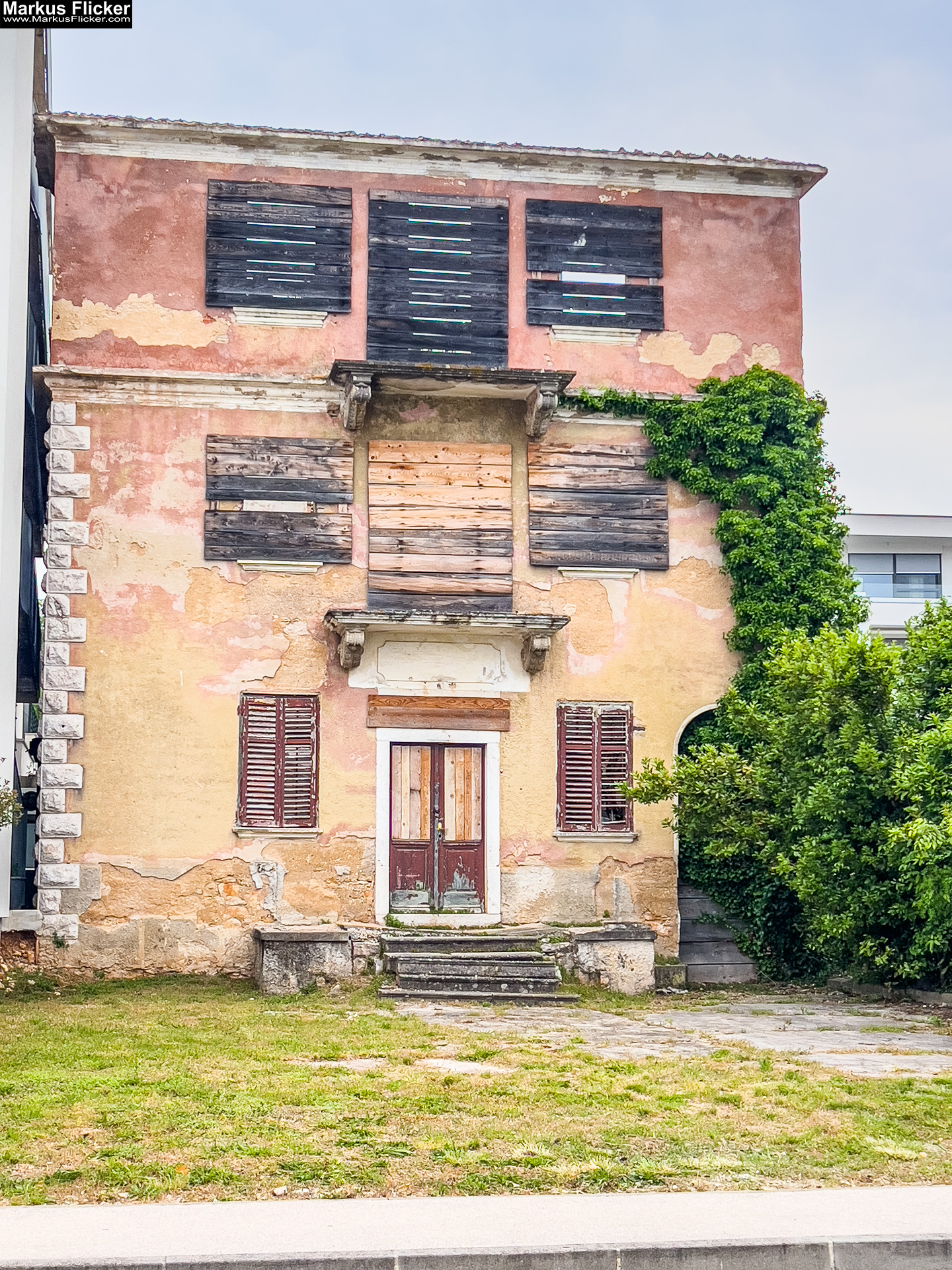 Malinska auf der Insel Krk in Kroatien Istrien Adria #Malinska #VisitMalinska #SeaOfExperiences #visitcroatia #visitkrk