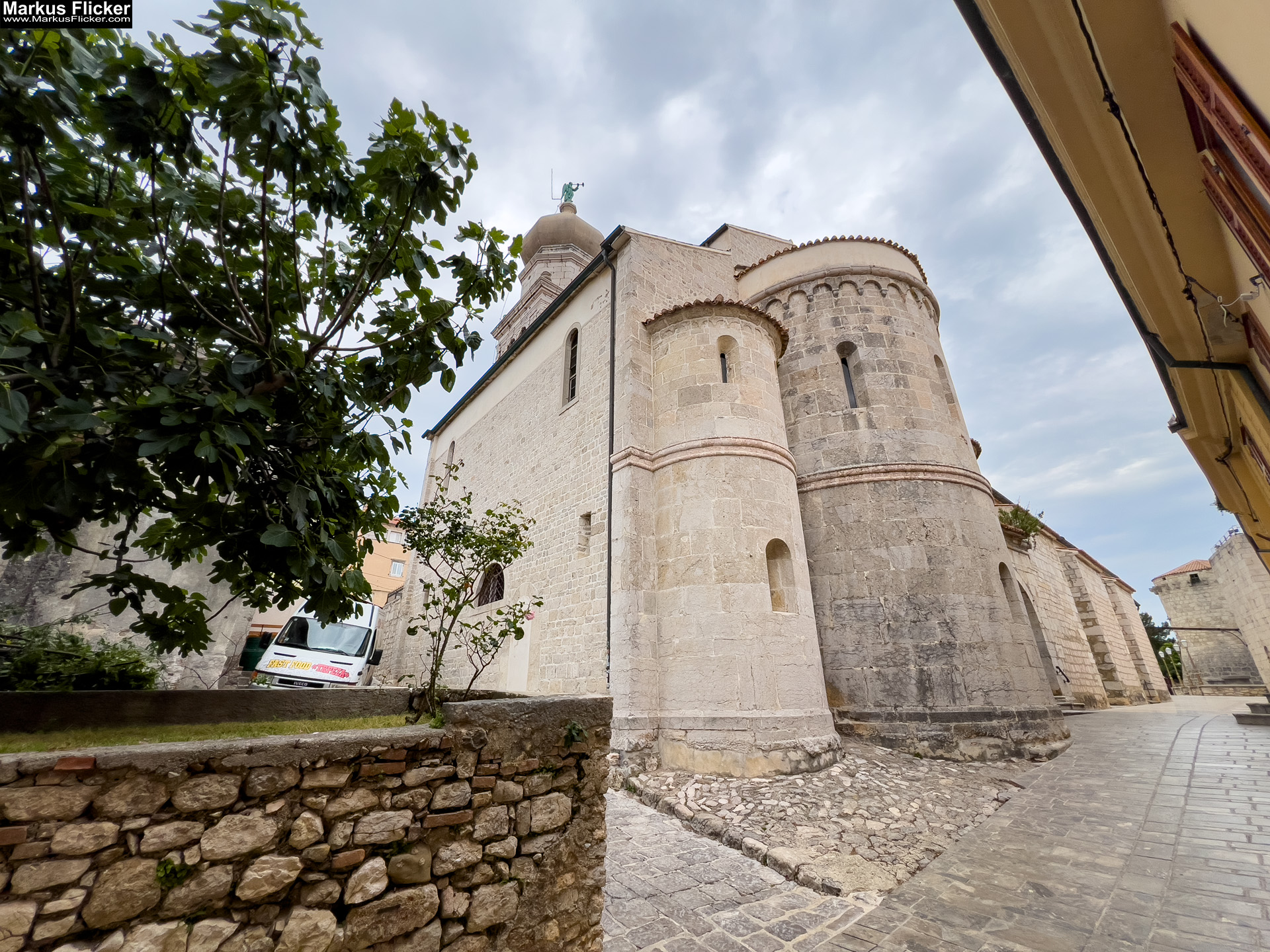 Die Stadt Krk – ein lebendiger Knotenpunkt aus Geschichte, Gegenwart und Zukunft