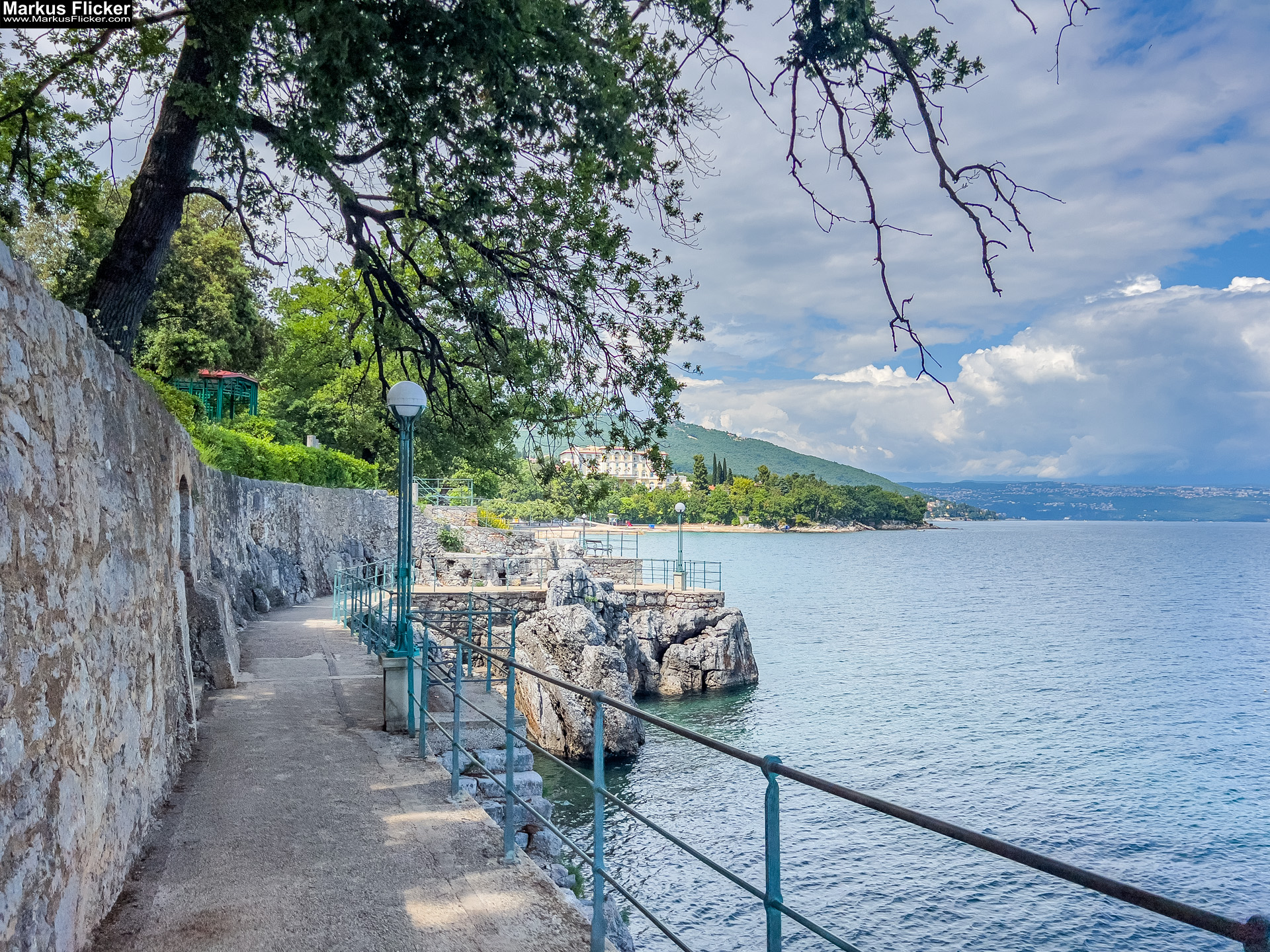 Lovran Ufer Küste Primorje-Gorski kotar Lorbeer Istrien Kroatien Adria #visitcroatia #visitlovran